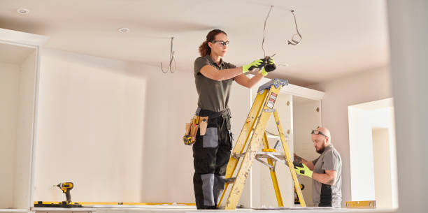 Best Affordable Electrician  in Blue Springs, MO