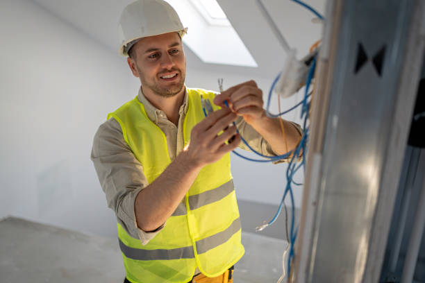 Best Affordable Emergency Electrician  in Blue Springs, MO